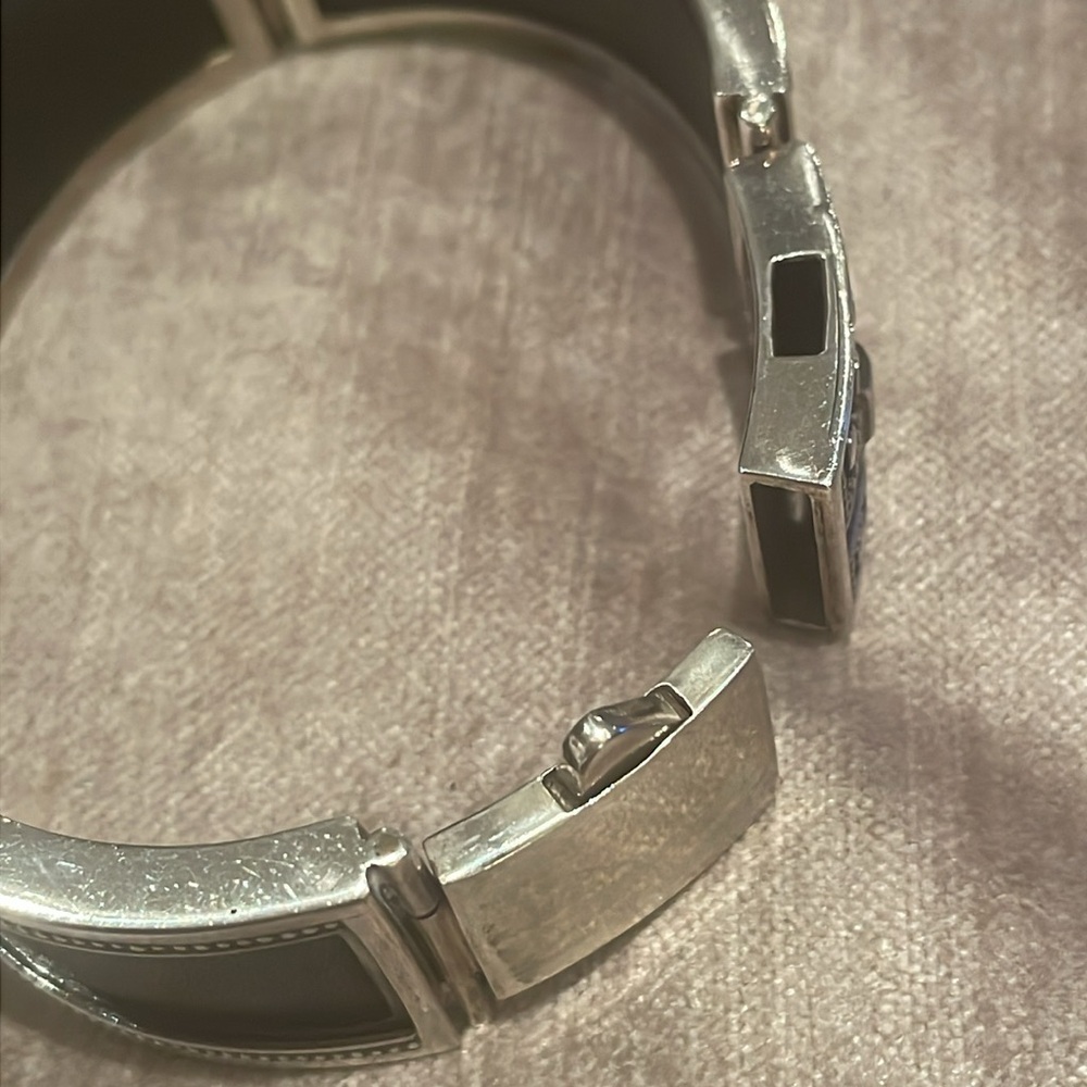 Sterling Silver 925 Cross Bangle Bracelet 7.5” - Picture 8 of 9